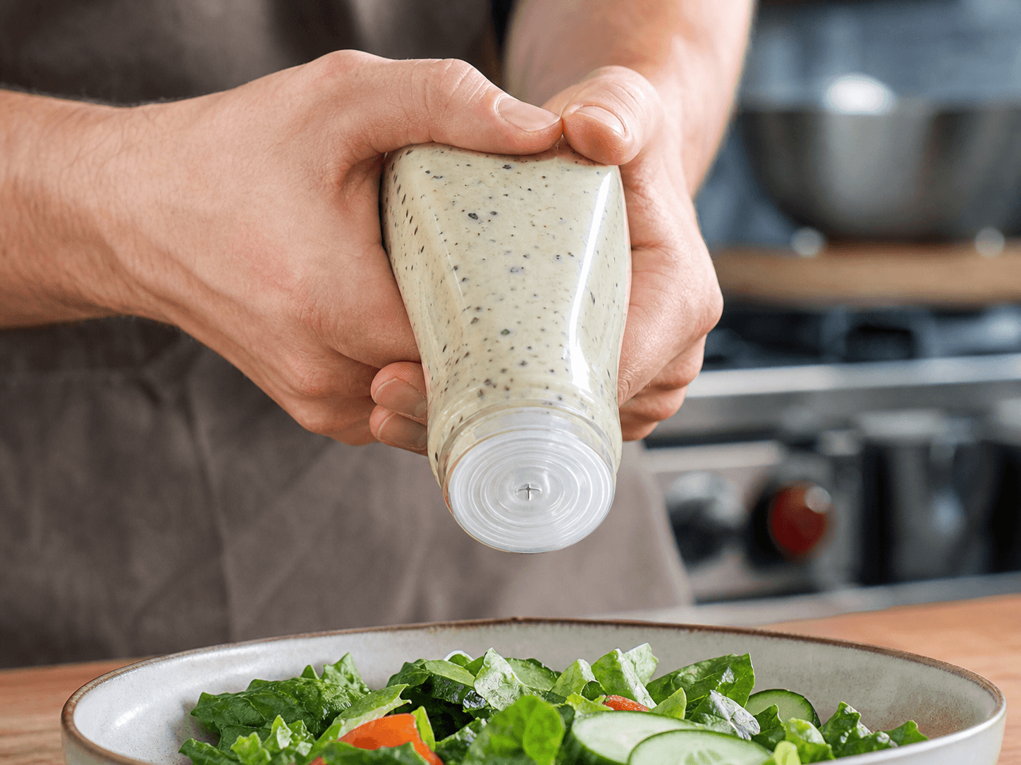 Drip-proof Liner used for a bottle squeezed harder because nothing comes out in a dressings and marinades setting