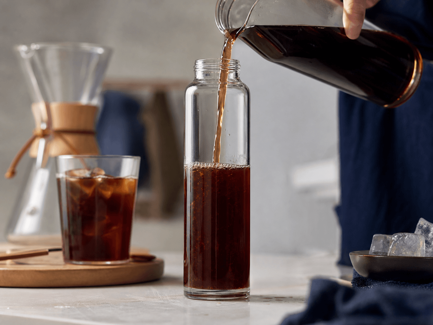 Sugar-free Cold-brew Tea Bottle used for cold-brew tea & coffee in a cold brew setting