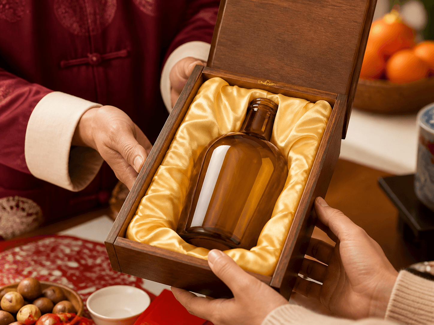 Yellow Rice Wine Bottle used for bottles given at festivals and visits in a gifting setting