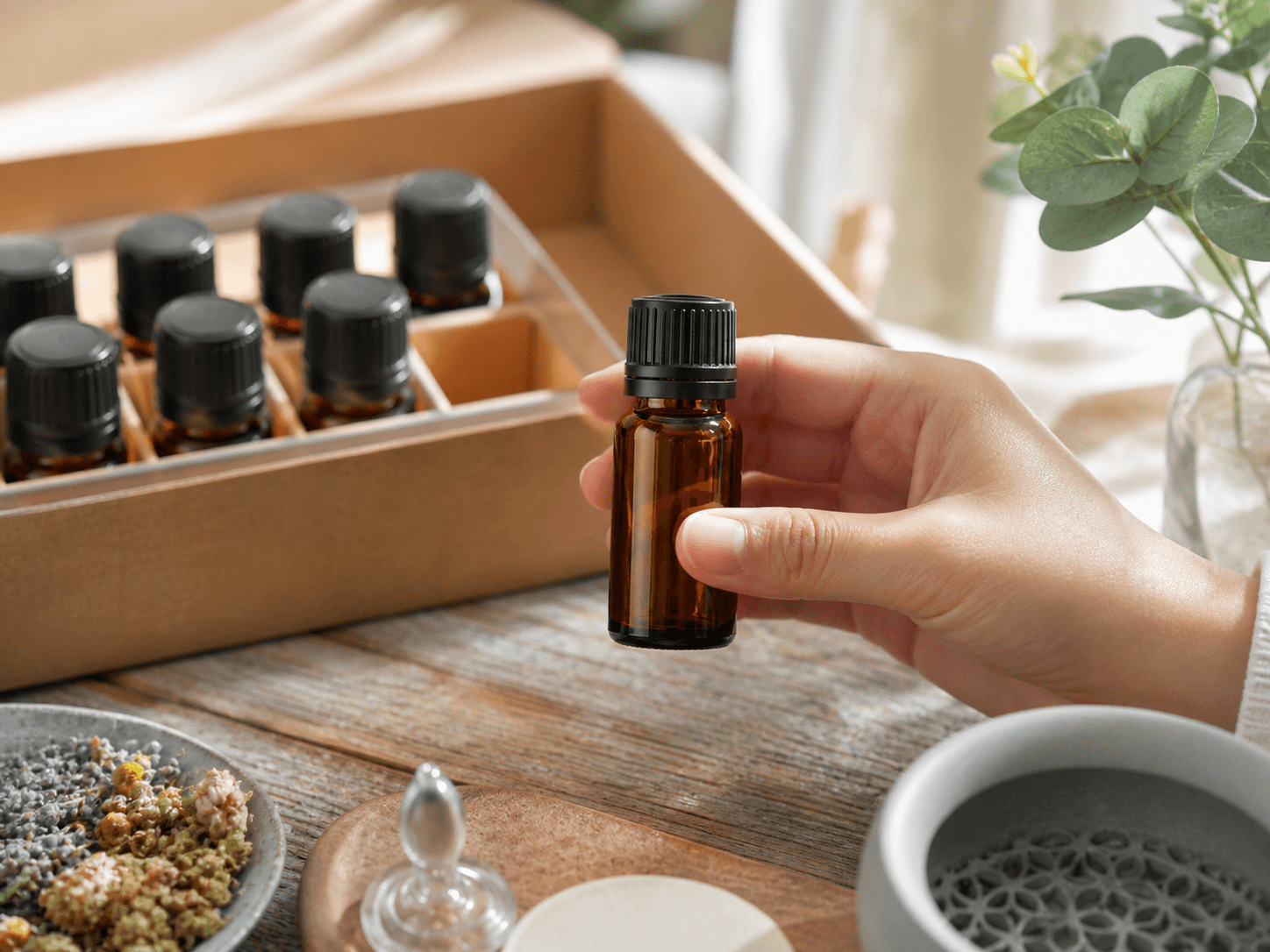 Aroma Essential Oil Bottle used for variant lines and discovery sets in a retail ranges setting