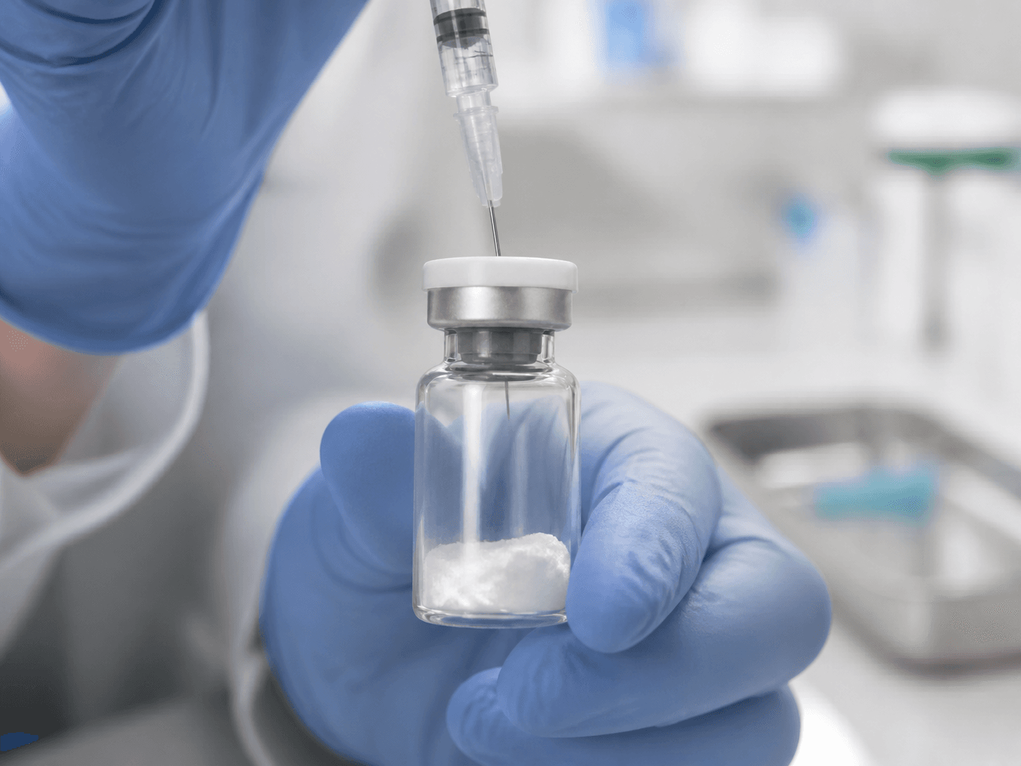 Lyophilized Powder Vial used for adding diluent at the point of use in a reconstitution setting