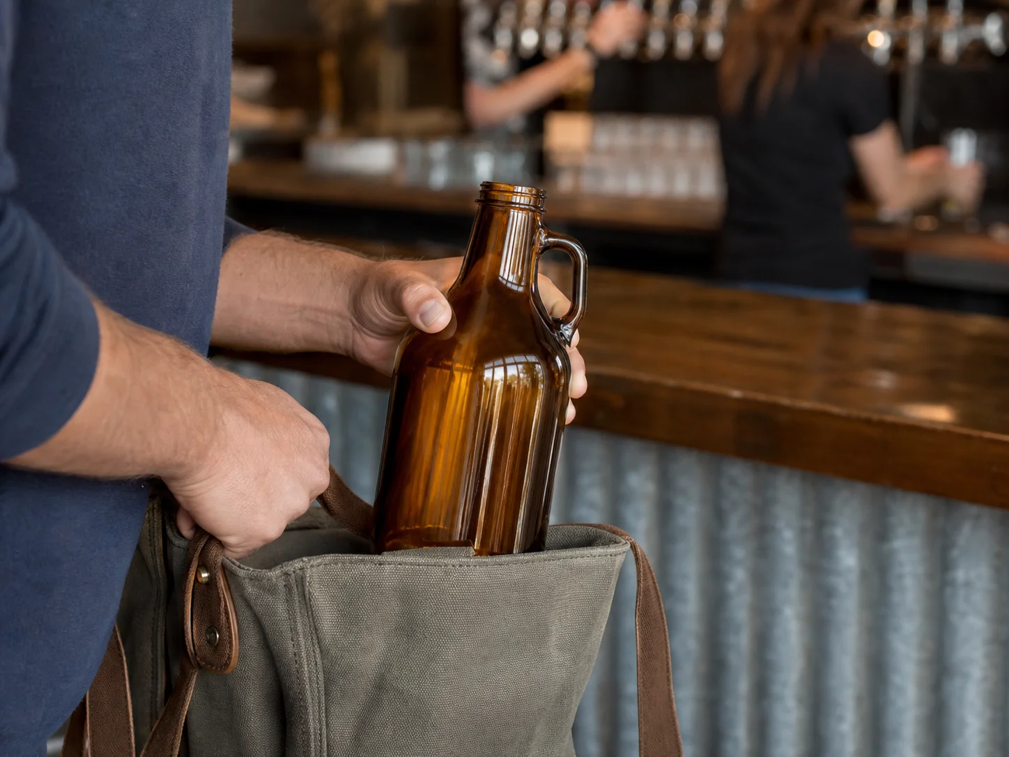 Growler rapporté chaque semaine à la taproom pour être rempli à nouveau
