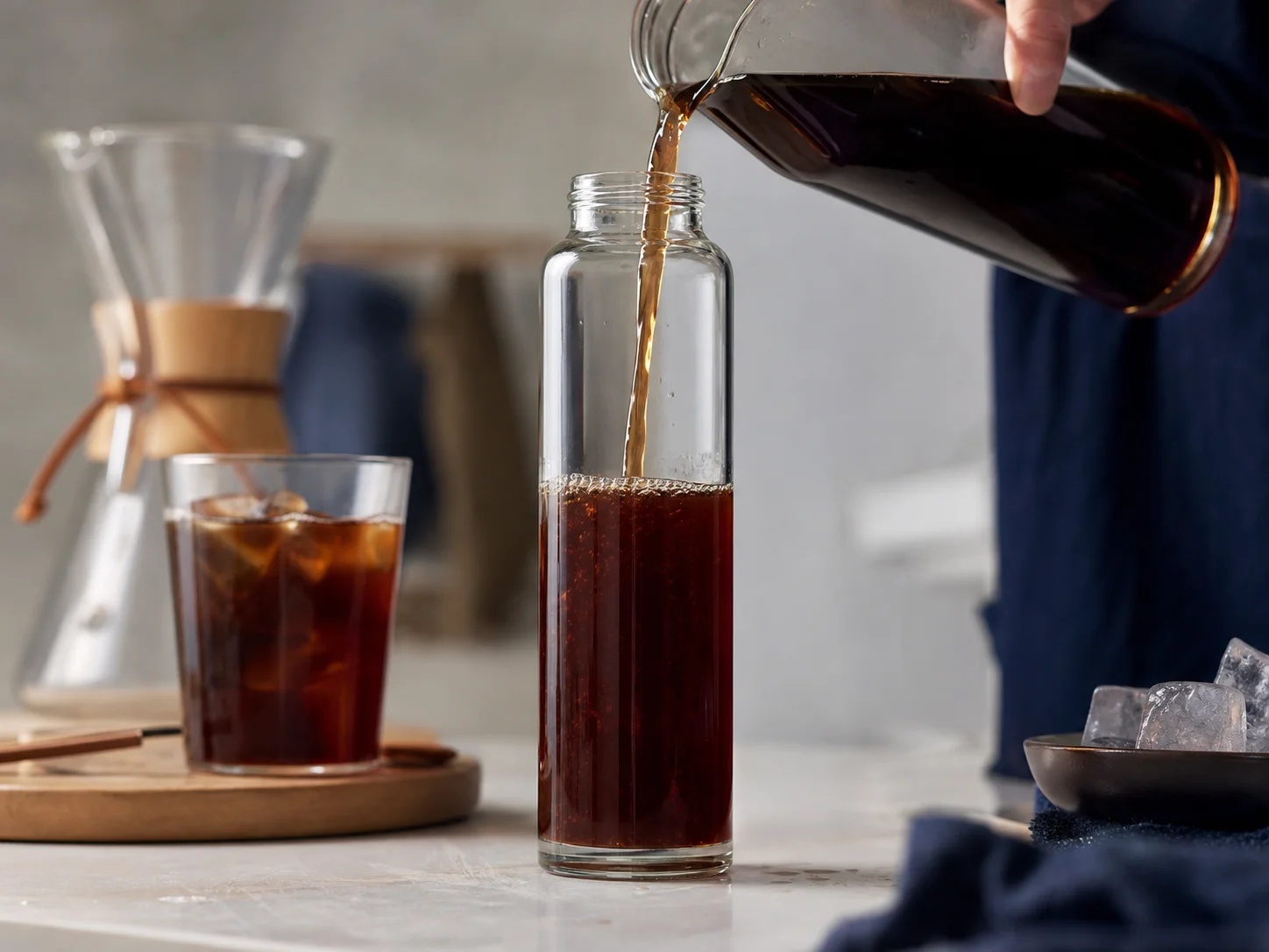 Illustration d’utilisation de Bouteille de thé infusé à froid sans sucre